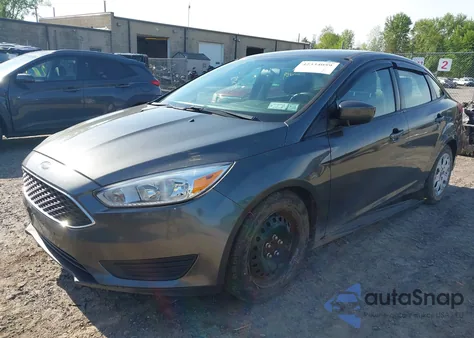 2018 Ford Focus Se z USA, uszkodzony, nr VIN 1FADP3F20JL254076